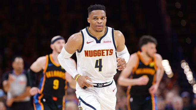 担任重要的 担任重要的