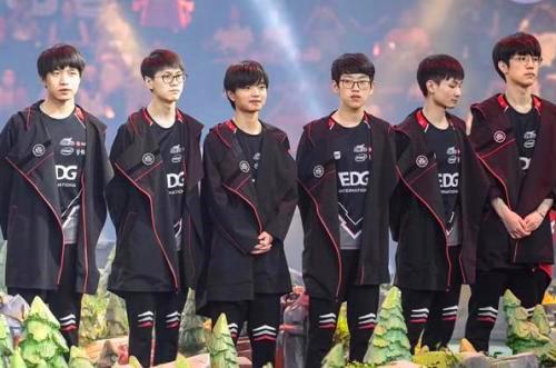 他们冲击总 他们冲击总